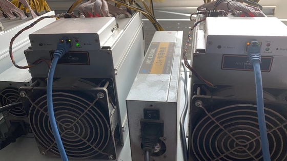 Kullanılmış Lite Coin Miner 942W Bitmain Antminer L3++ 550M 6.5Kg